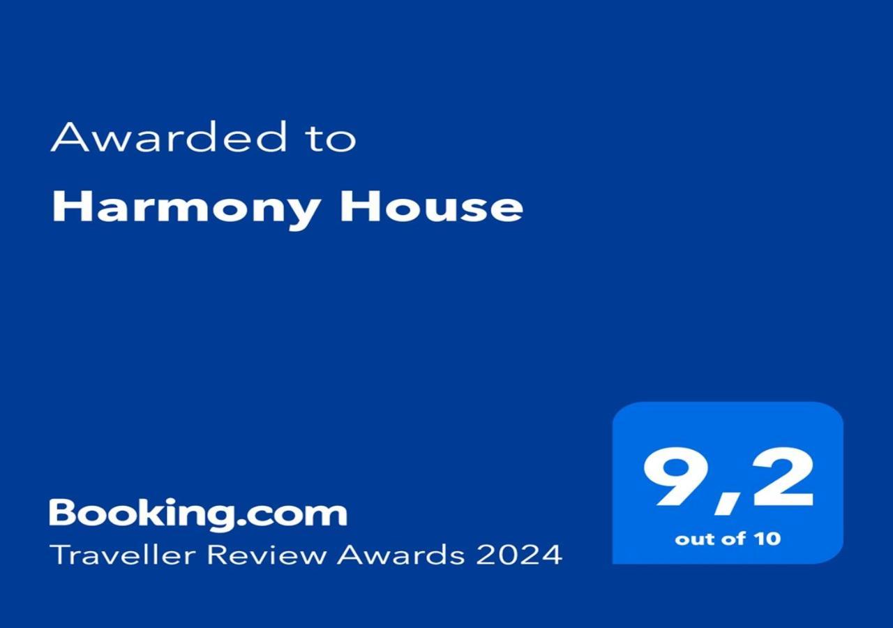 Harmony House Lejlighed Salvan Eksteriør billede